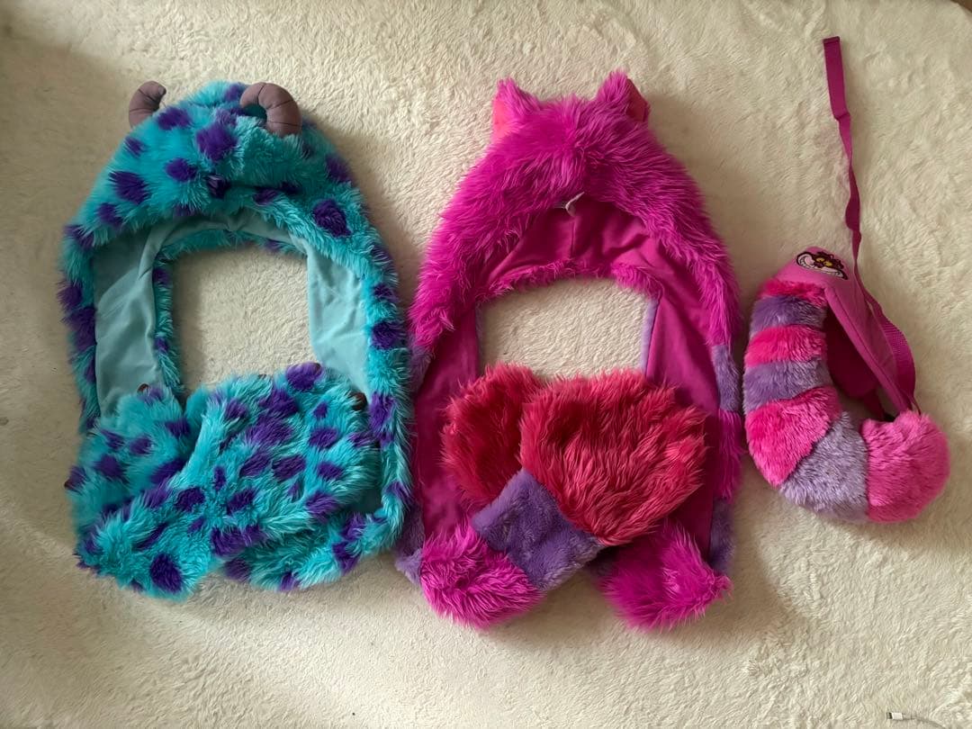 ディズニー　フードマフラー　チェシャ猫　&　サリー