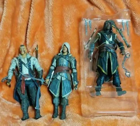アサシン・クリード フィギュア 3体セット