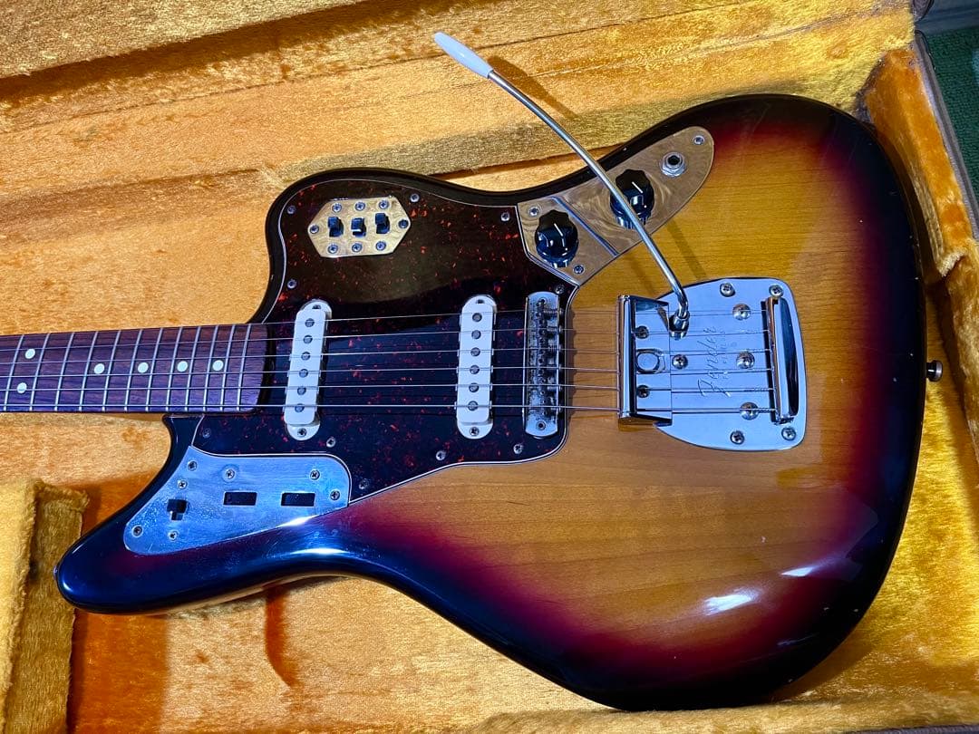 ギター Fender USA American Vintage 62 Jaguar