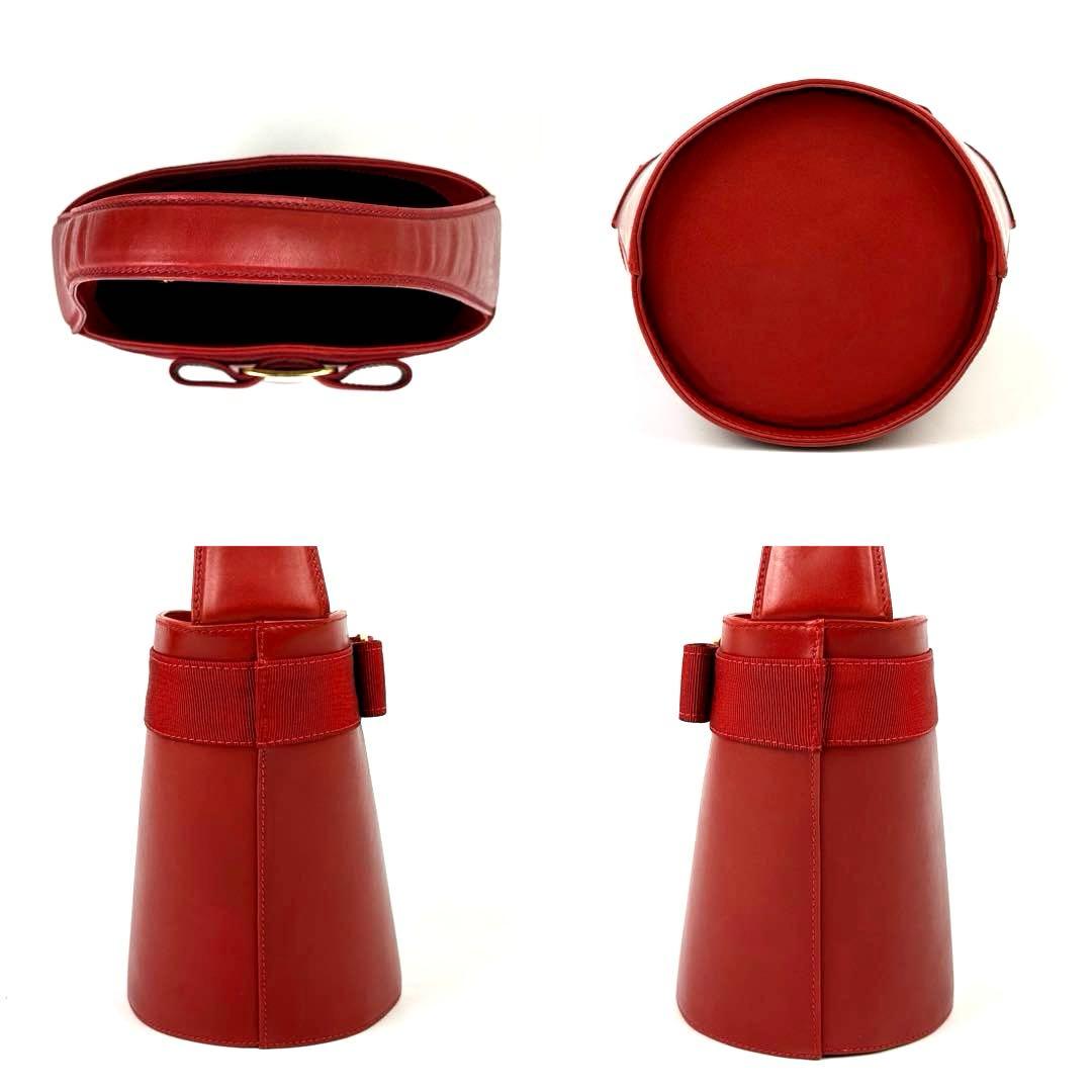 【美品】フェラガモ　ハンドバッグ　ヴァラリボン　ゴールド金具　バケツ　レザー　赤