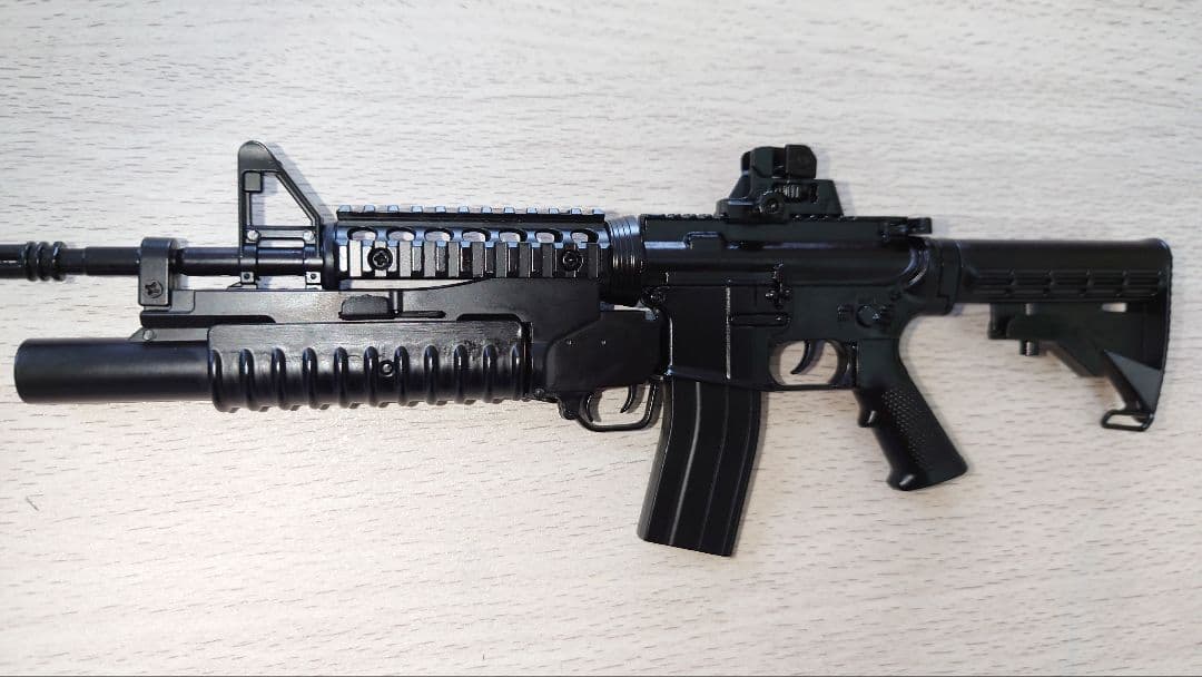 1/3スケール　ミニチュア模型　AR15