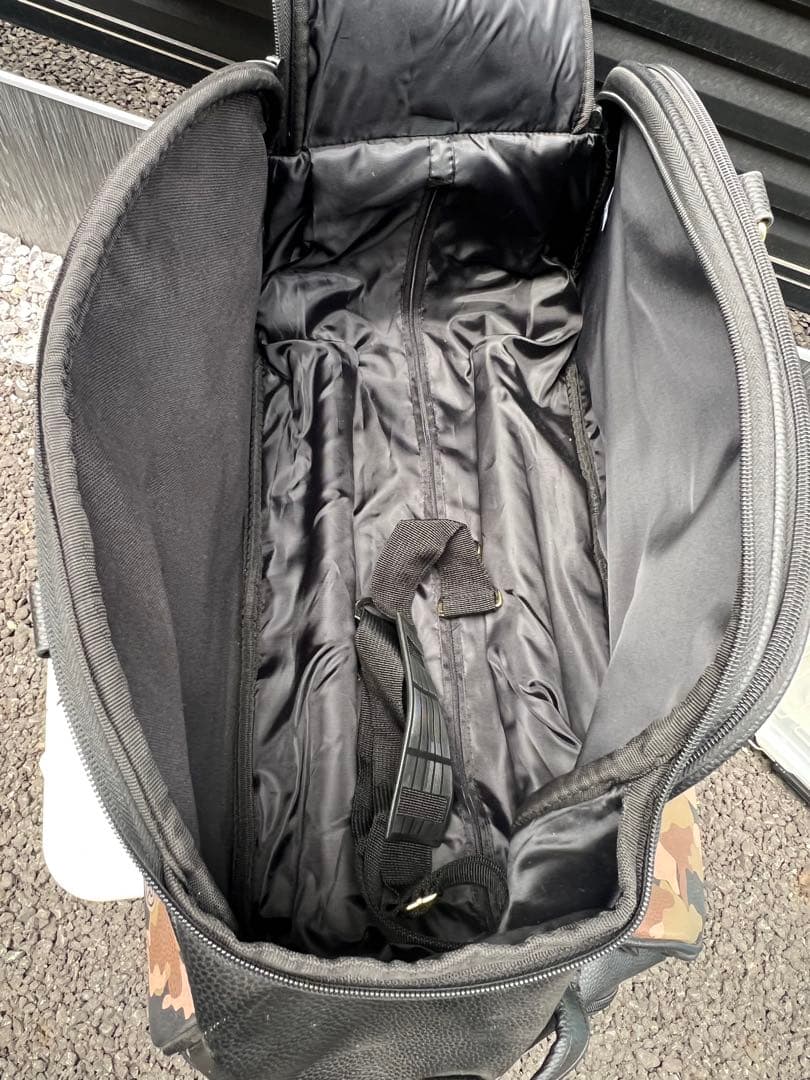 ZUMBA 迷彩キャリーカートバッグ(正規品)