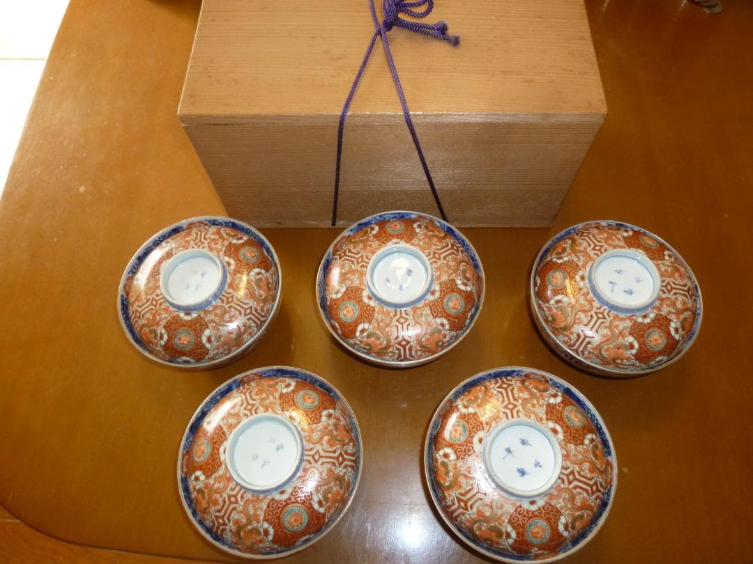 骨董　大明成化年製　古伊万里　錦蓋碗　5客セット　木箱付き