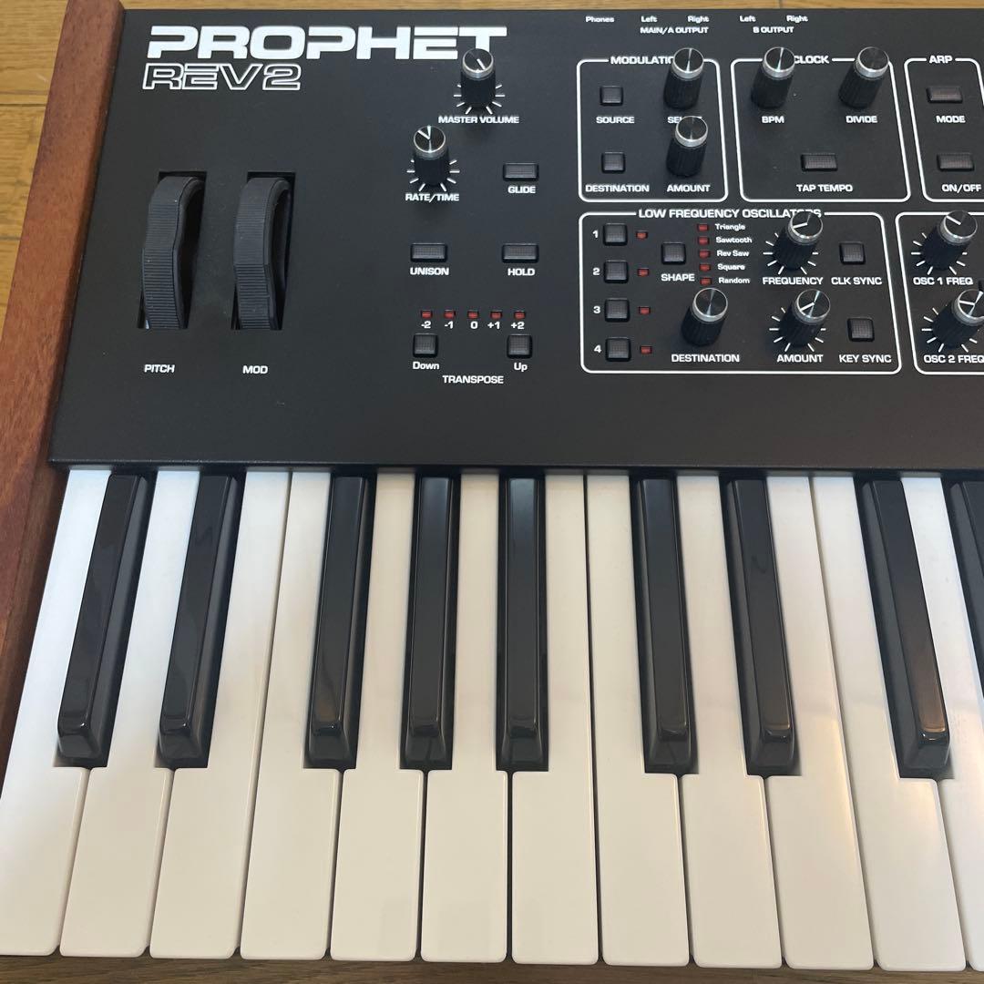 鍵盤楽器 SEQUENTIAL PROPHET REV2 16V