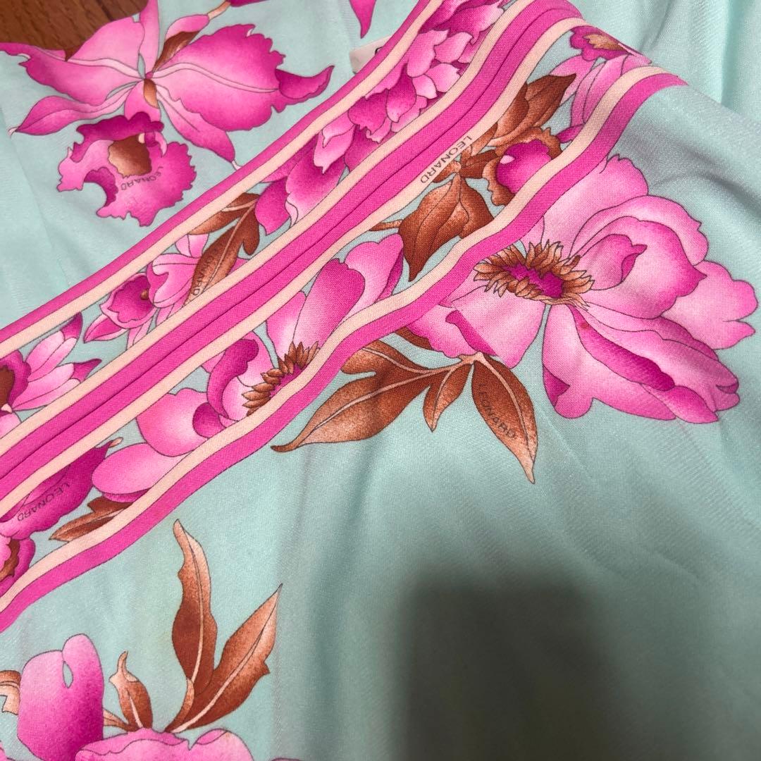 美品　レオナール　色味が最高に綺麗なスカート