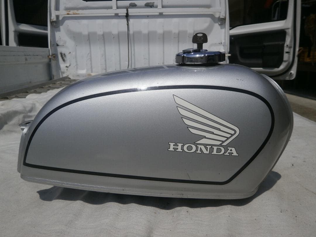 ガソリンタンク