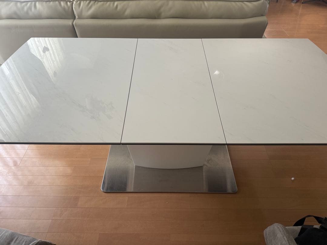 ホワイト 伸縮式テーブル 大理石風 椅子4点セット