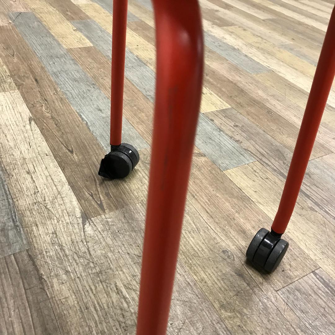 【2022年製・3脚セット】スタッキングチェア オカムラ スプリント スツール