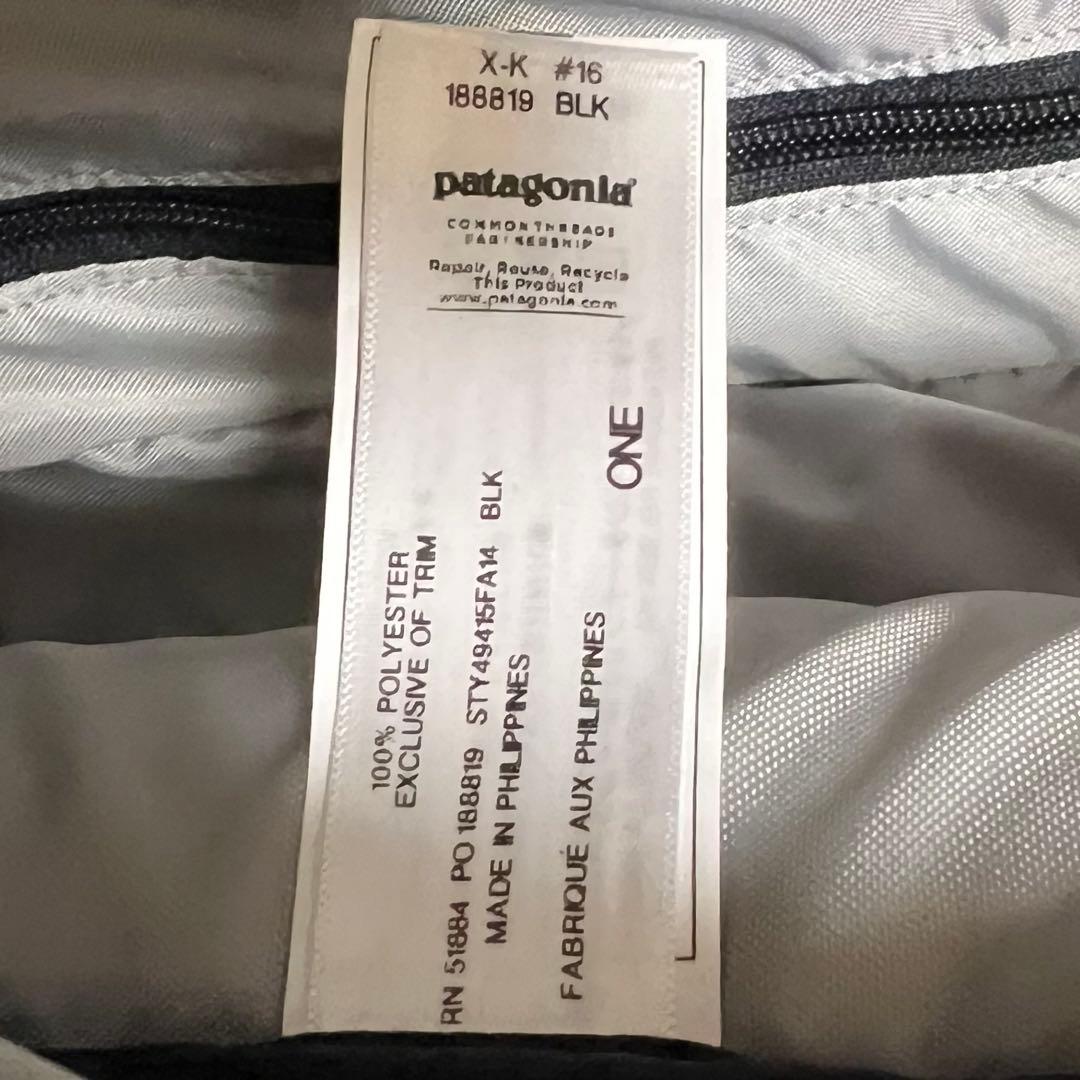 patagonia TRANSPORT ROLLER 90L キャリーケース　黒