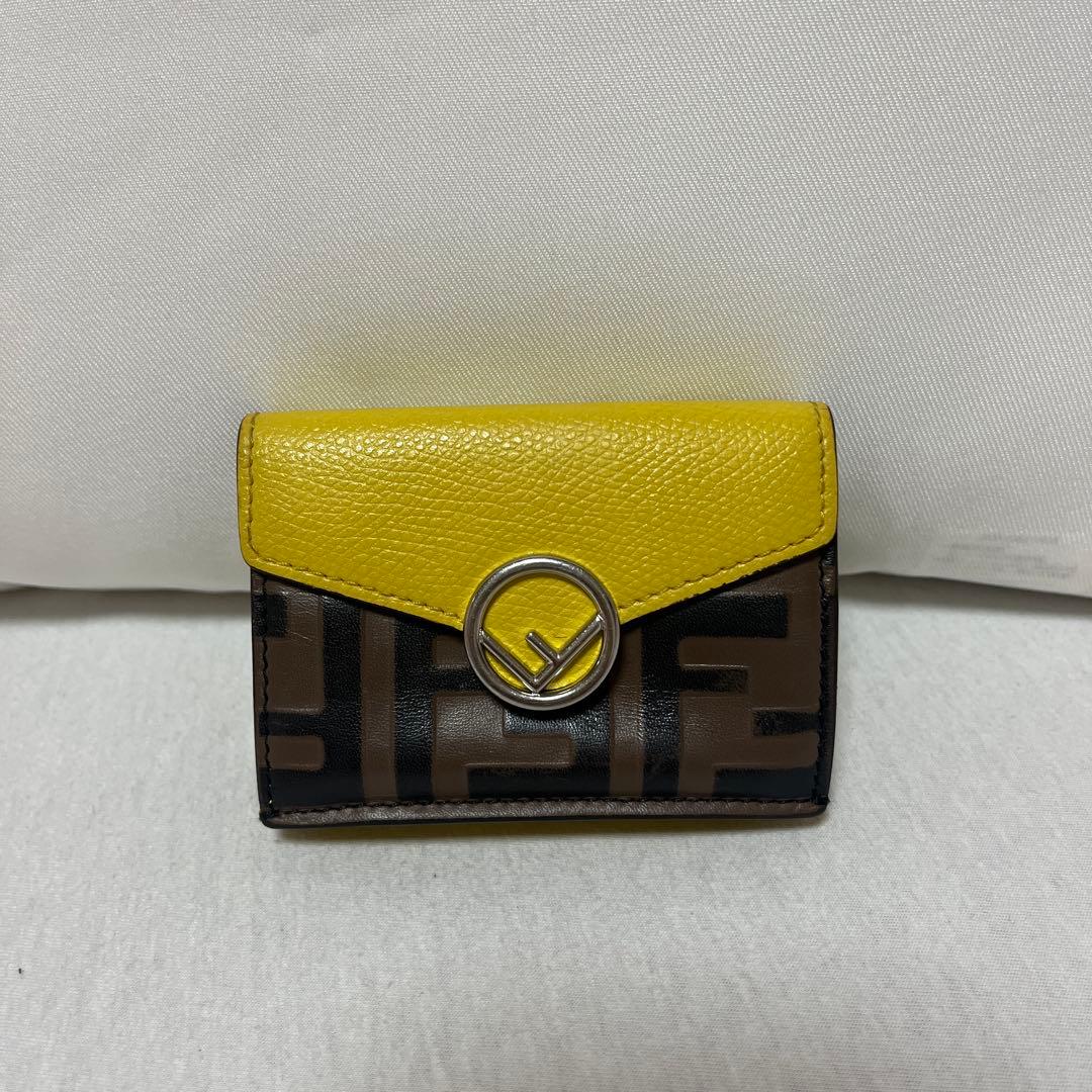 FENDI 三つ折り財布 イエロー