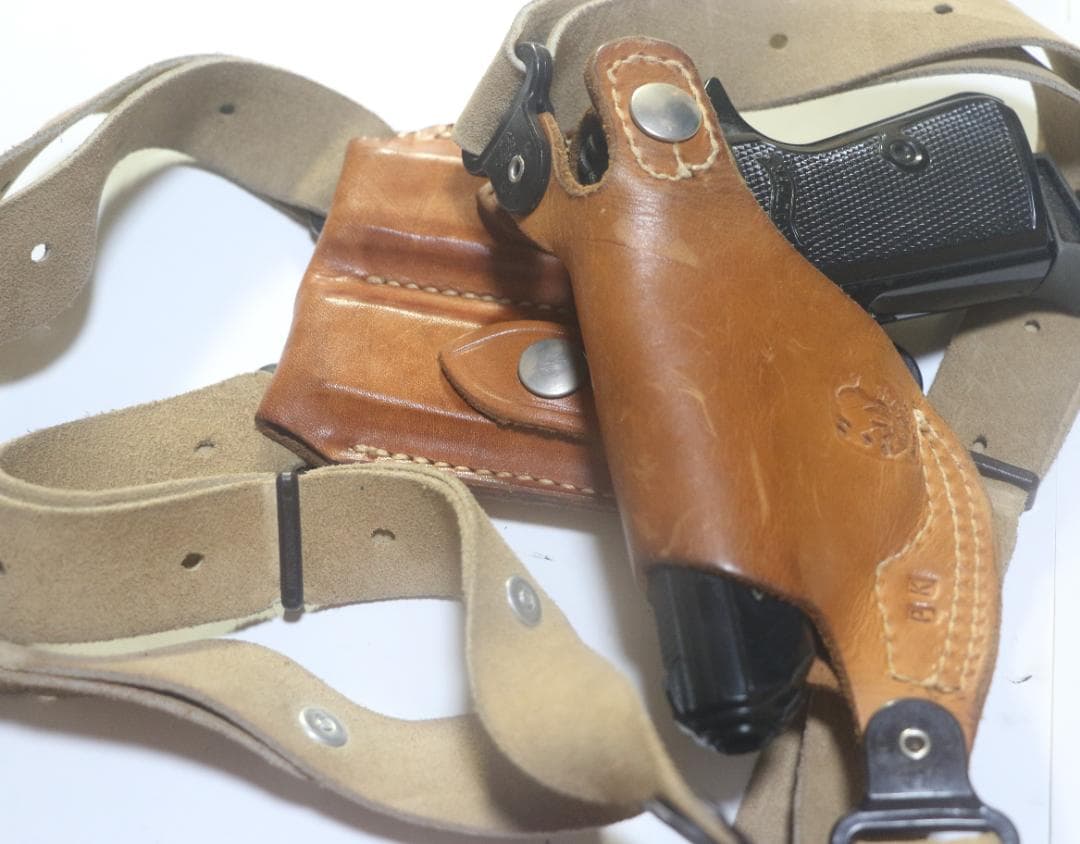 超貴重　ジャッカス製（ガルコの前身）ショルダーホルスターワルサーPPK/PP適合