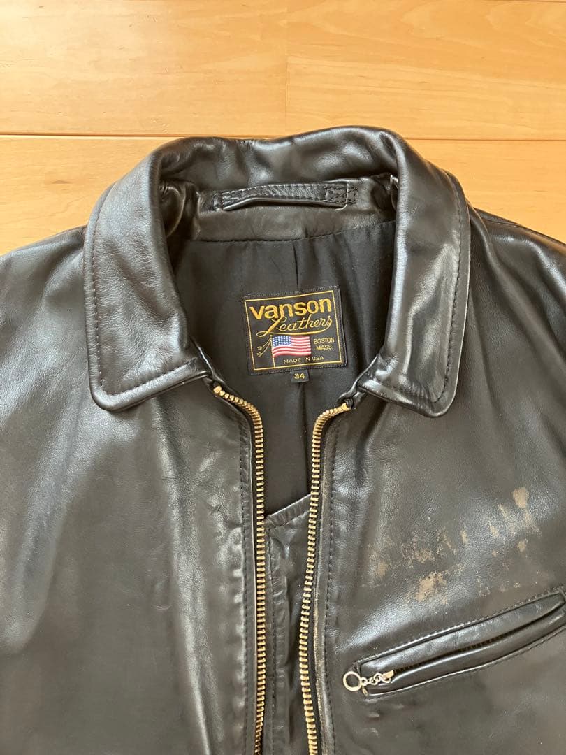 Vanson ENF 34 TALONジッパー使用