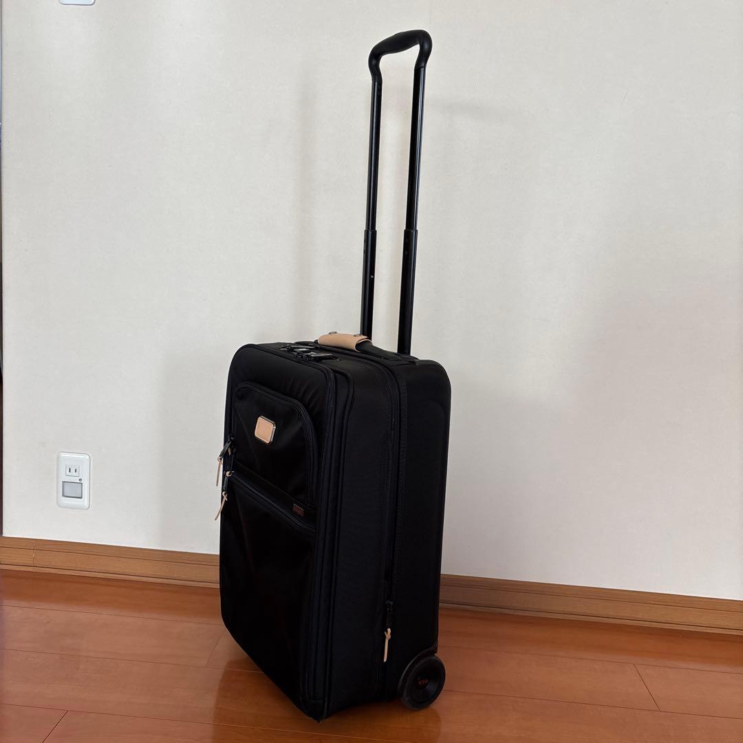【最終価格:4/13販売終了】TUMI ALPHA3 2ウィール・キャリーオン