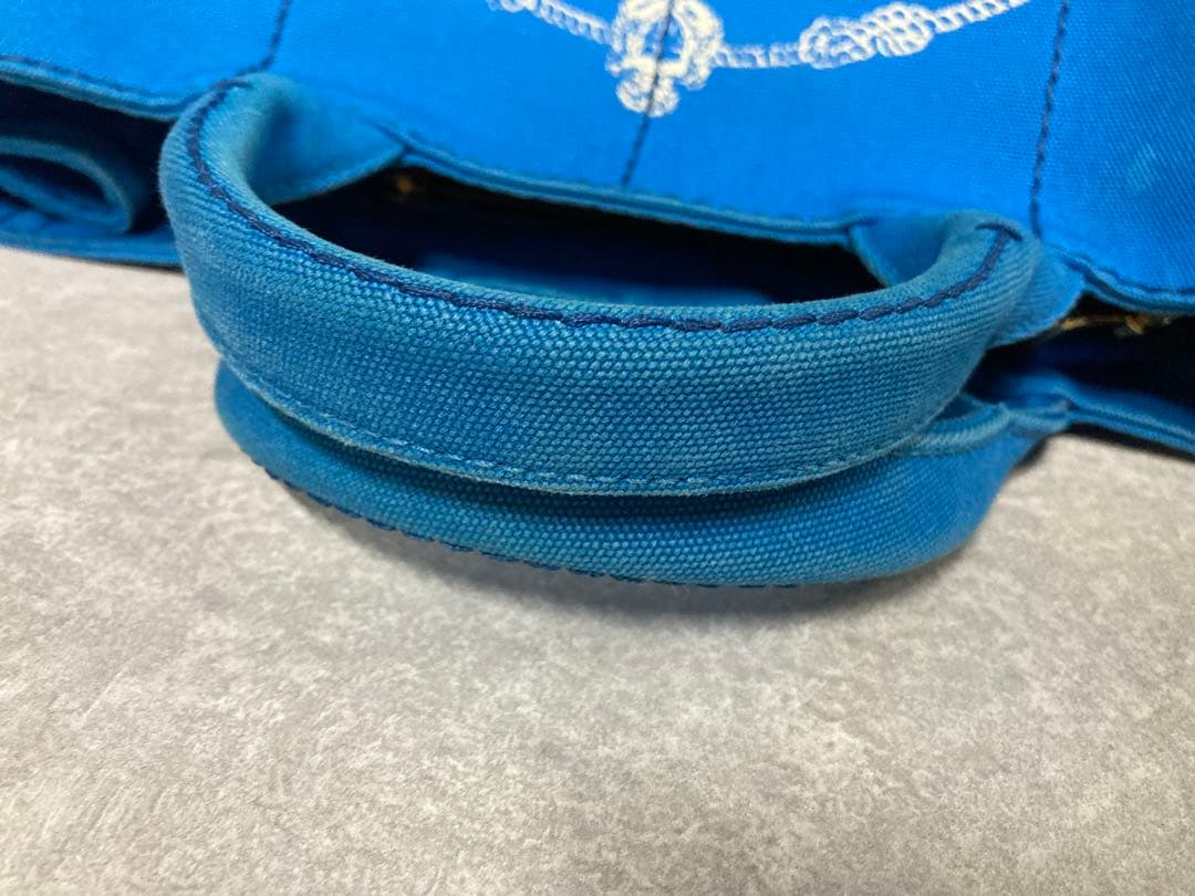 PRADA 青 カナパ ハンドバッグ