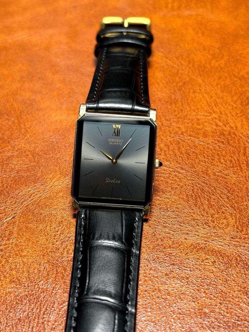 A134 希少 稼動品 SEIKO DOLCE レクタンギュラー80年代