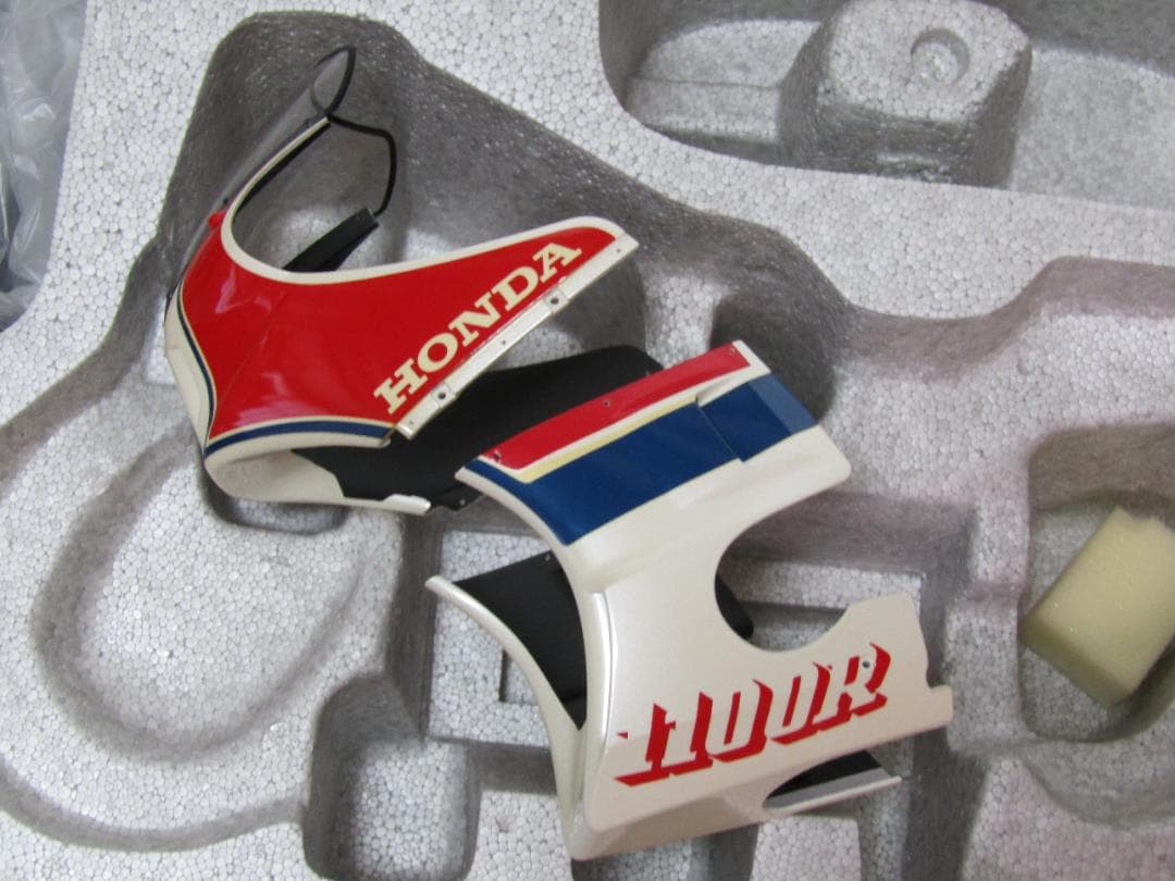 オートアート1/6　HONNDA　CB1100R　ホンダCB1100R