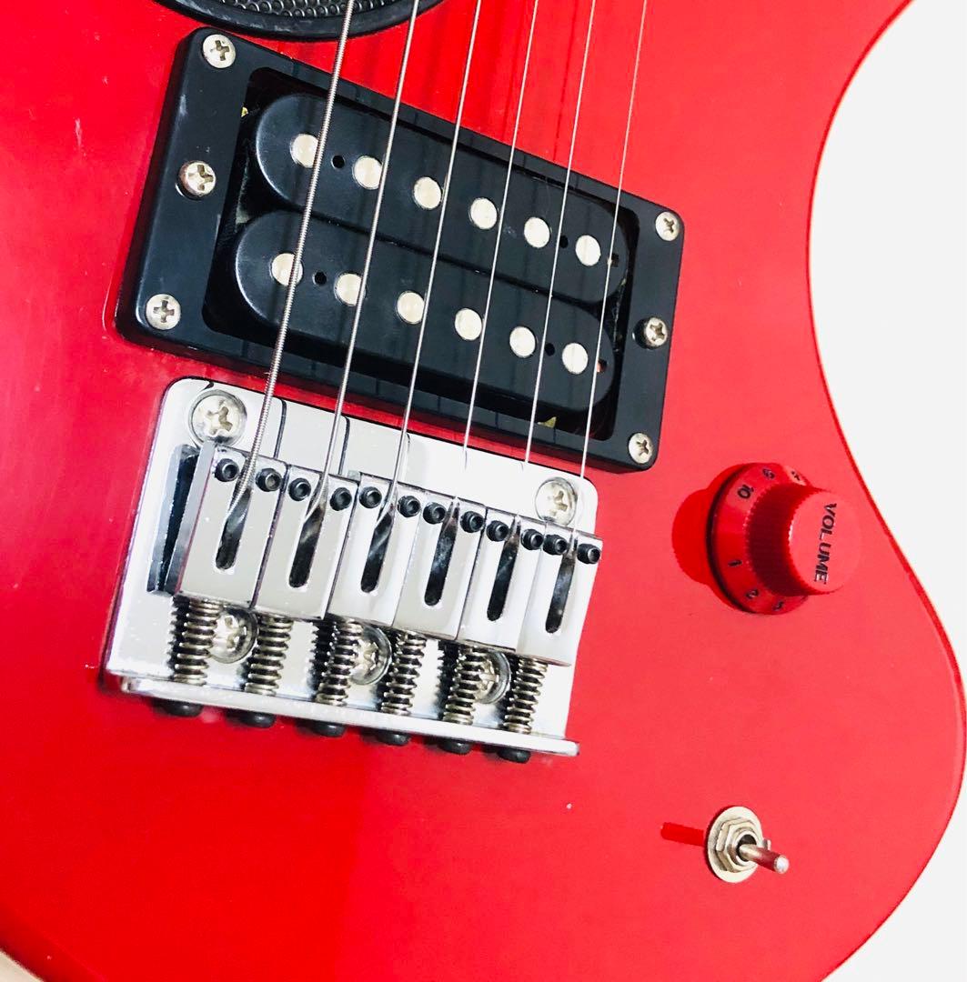 【超美品】ZO-3 レッド アンプ内蔵ミニギター 専用ケース付 ぞーさん