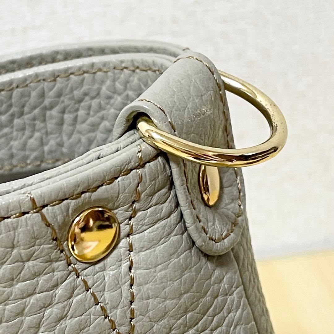 美品♡ATAO アタオ chivy チヴィ ショルダーバッグ　グレージュ