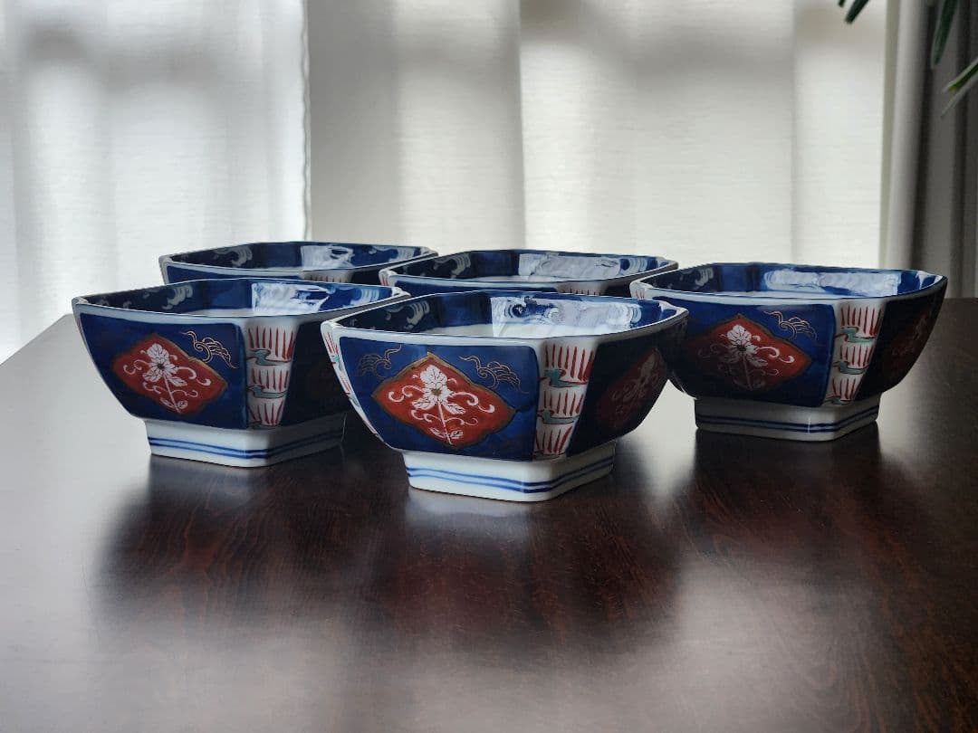 嘉泉窯　三川内焼　有田焼　古伊万里　糸切り　角小鉢　手描き　金襴手　5客