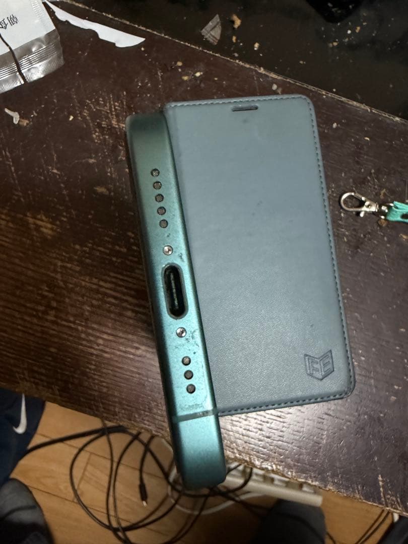 iPhone16 ティール　256GB バッテリー99% SIMフリー