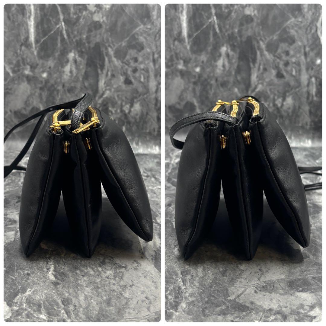 断捨離中交渉OKです ✨CELINE セリーヌ　ショルダーバッグ トリオ