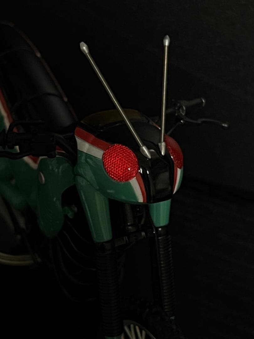 フィギュアーツ真骨彫と組合せ可！仮面ライダーブラックバトルホッパー模型