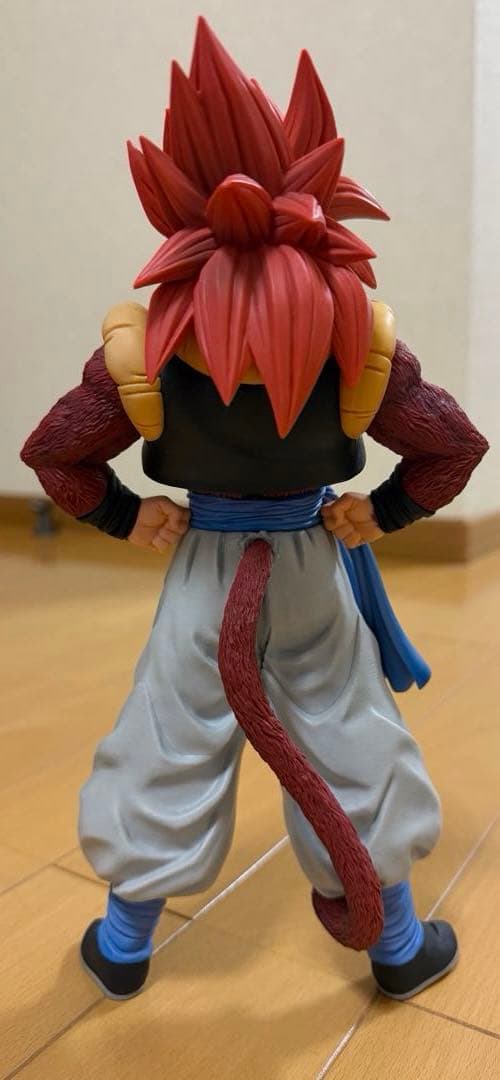 【匿名発送】ドラゴンボールフィギュア　一番くじ　超サイヤ人4ゴジータ