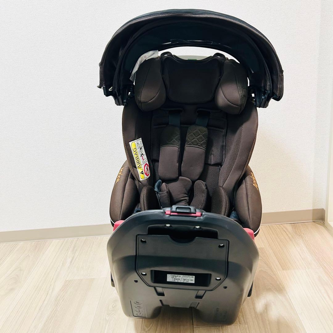 極美品 アップリカ フラディア グロウ シートベルト固定式 チャイルドシート