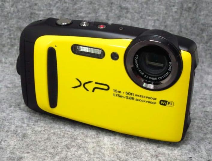 富士フィルム　FinePix XP90