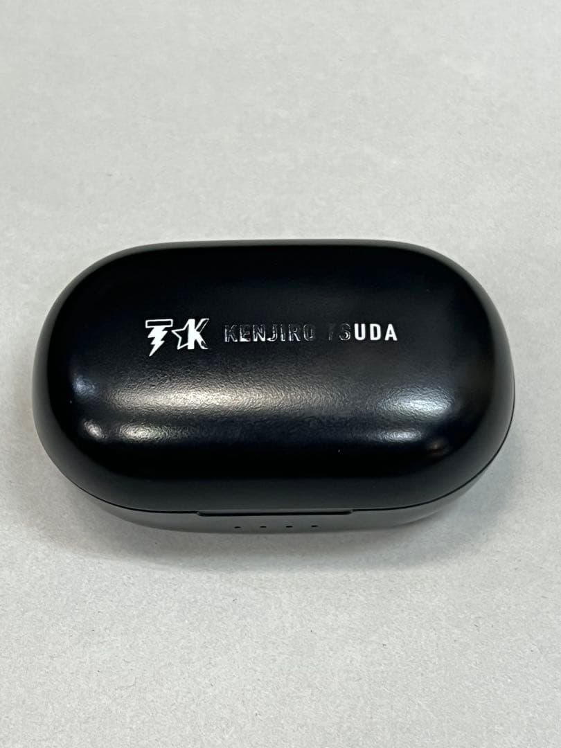 K【動作確認済】津田健次郎 ワイヤレスイヤホン ケース付き 箱無し
