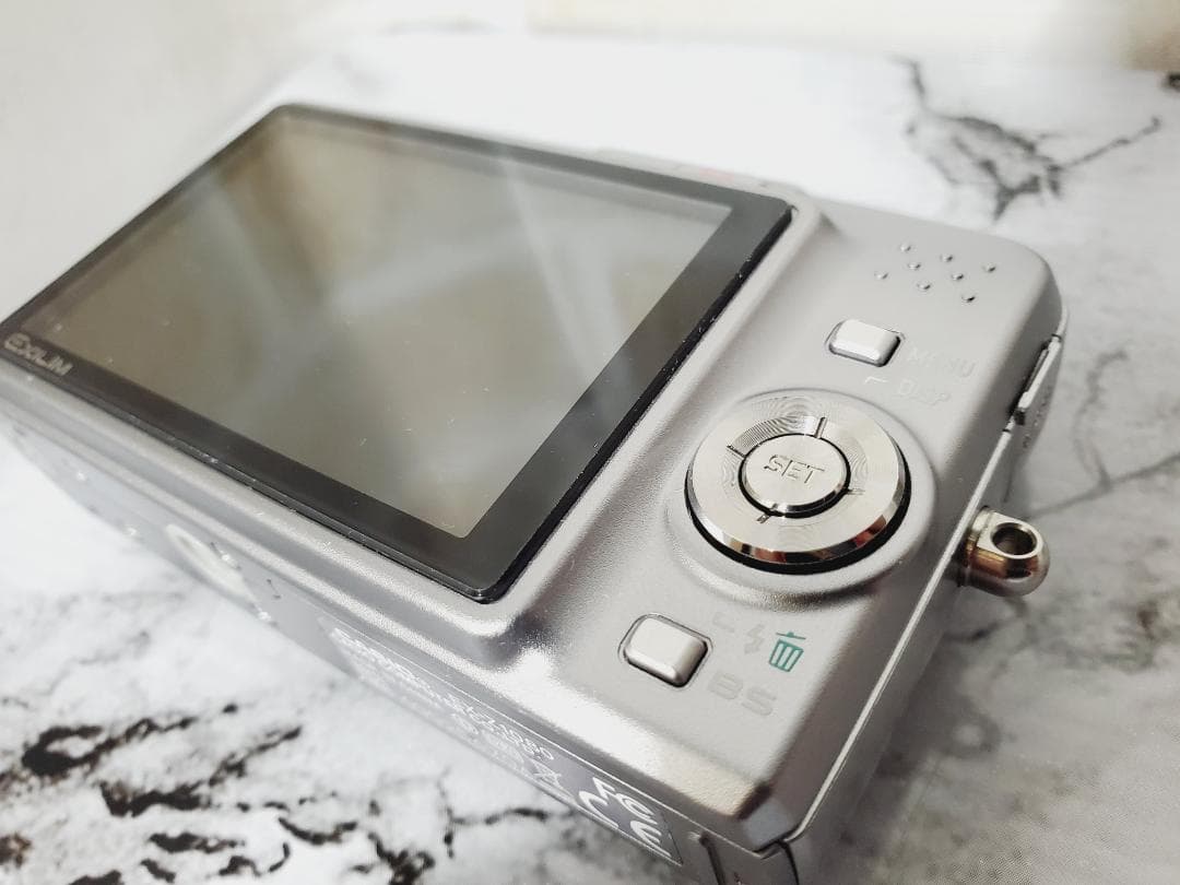 【RQ68】CASIO EXILIM EX-Z1080 デジカメ