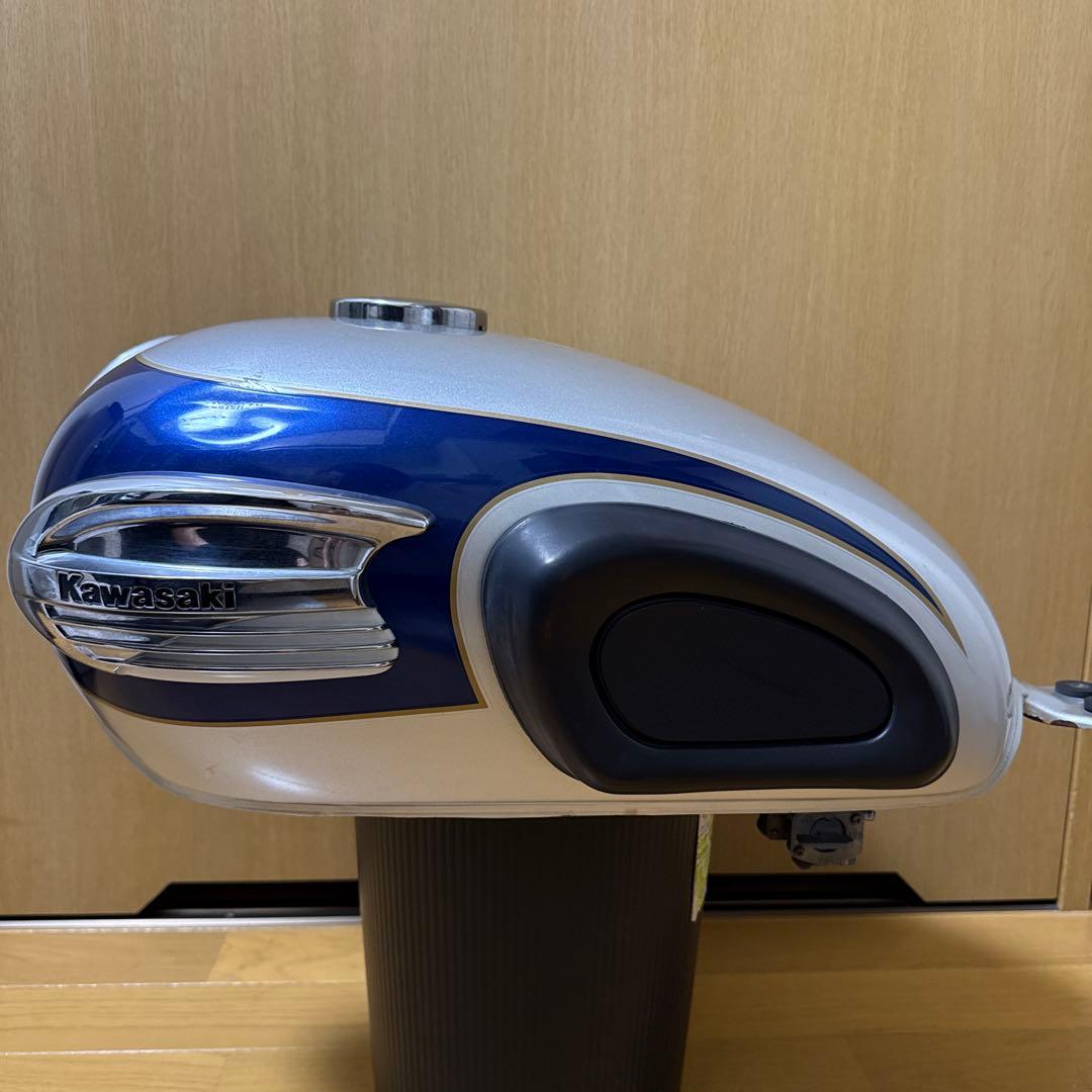 Kawasaki W650(1999) 純正タンク