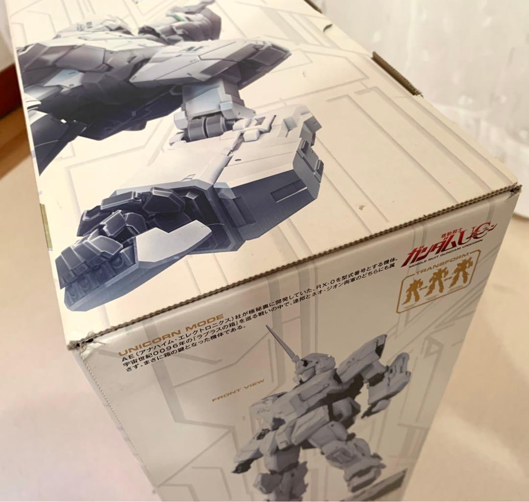 PG 1/60 RX-0 ユニコーンガンダム 未開封 新品 外箱ダメージあり