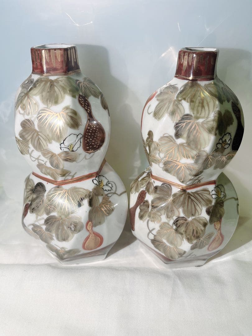 九谷焼き　壺　絵　リボン柄