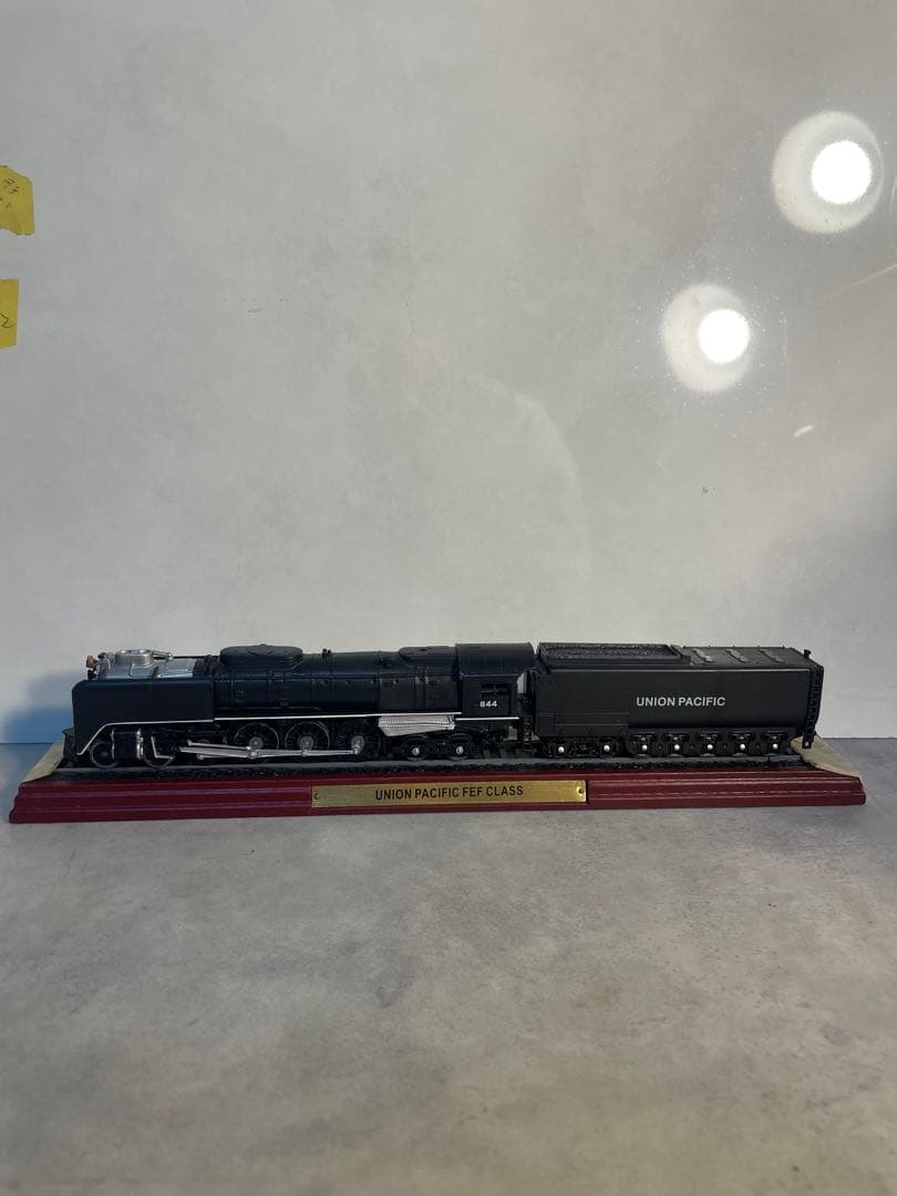 HOゲージ Union Pacific FEF Class 844 レール台座付