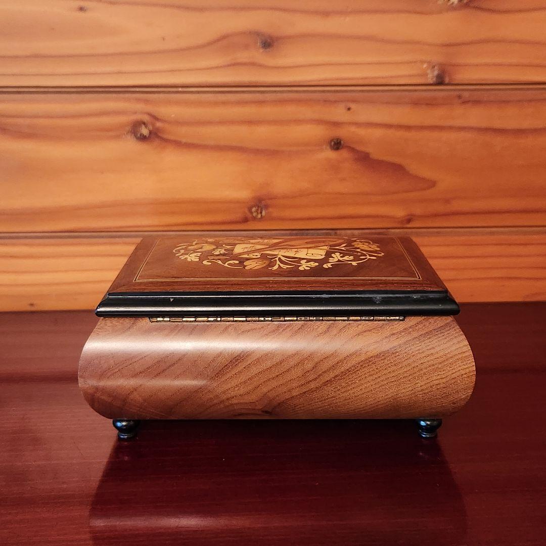 リュージュ　スイス製　エリーゼのために　オルゴール　36弁？