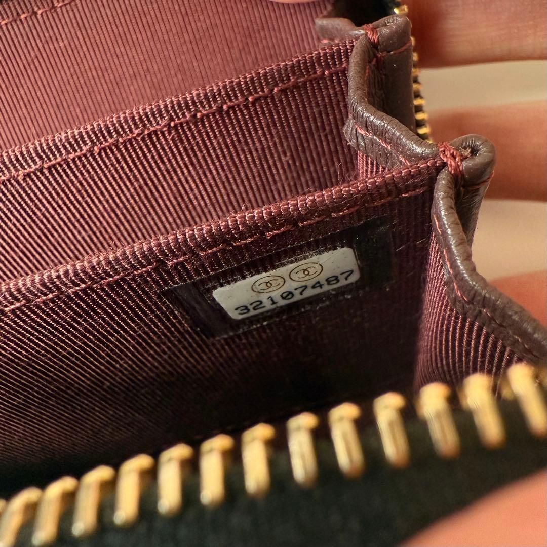 【美品】 CHANEL 入手困難 クラシックジップパース ラムスキン