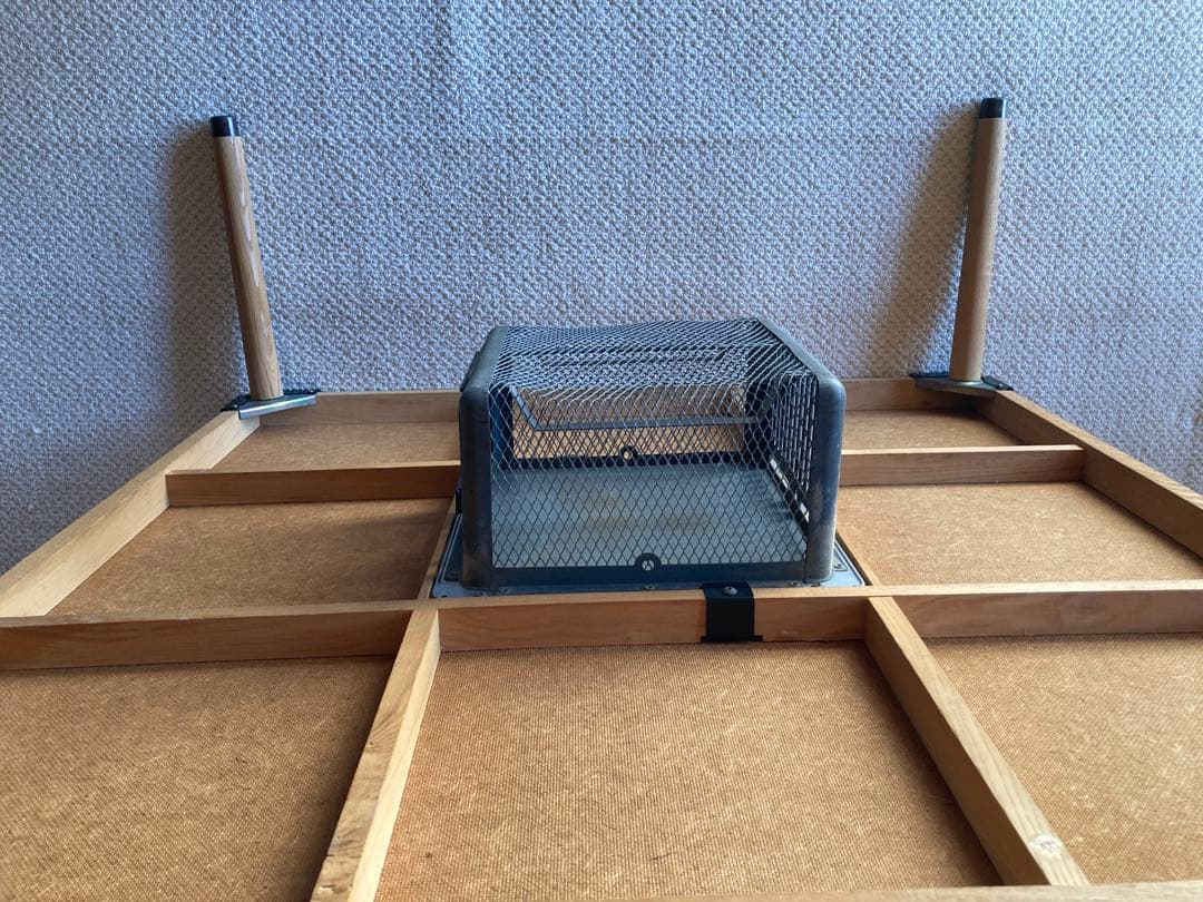 ミツウロコ　豆炭こたつ