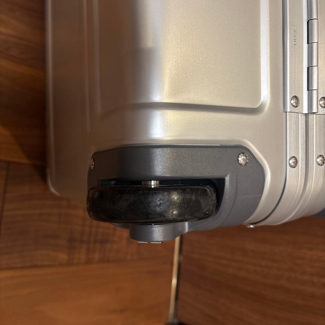 ゼロハリバートン　Two-Wheel Business Case 29L