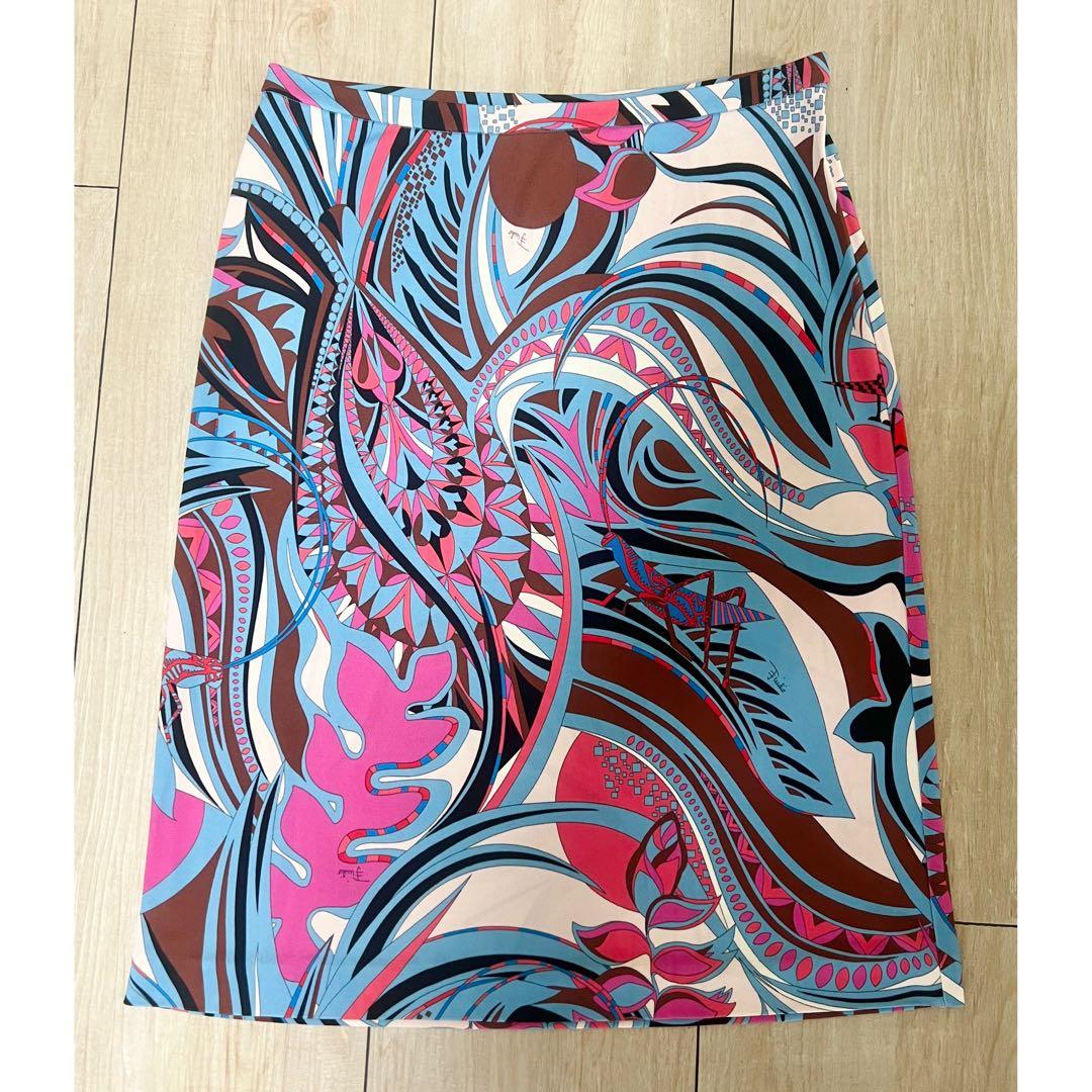 エミリオ・プッチ　タイトスカート　幾何学模様　柄スカート