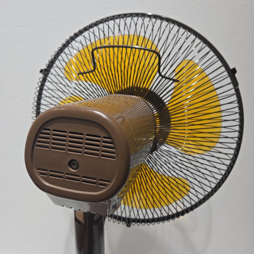 TOSHIBA レトロ扇風機 木製ベース　Ｈ-30Ｄ45Y