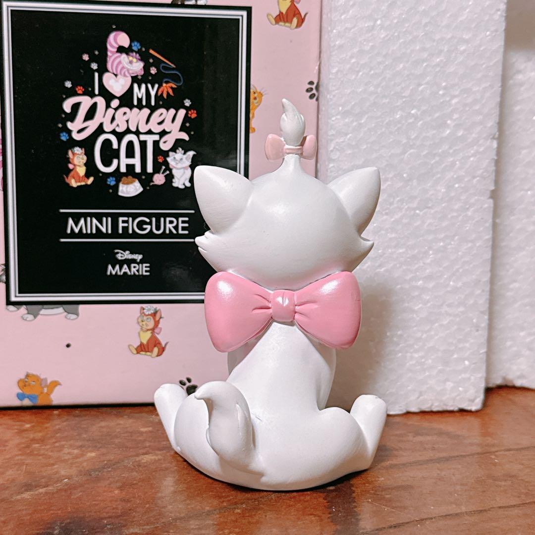 ディズニー　猫の日　おしゃれキャット　マリー フィギュア　置物　陶器