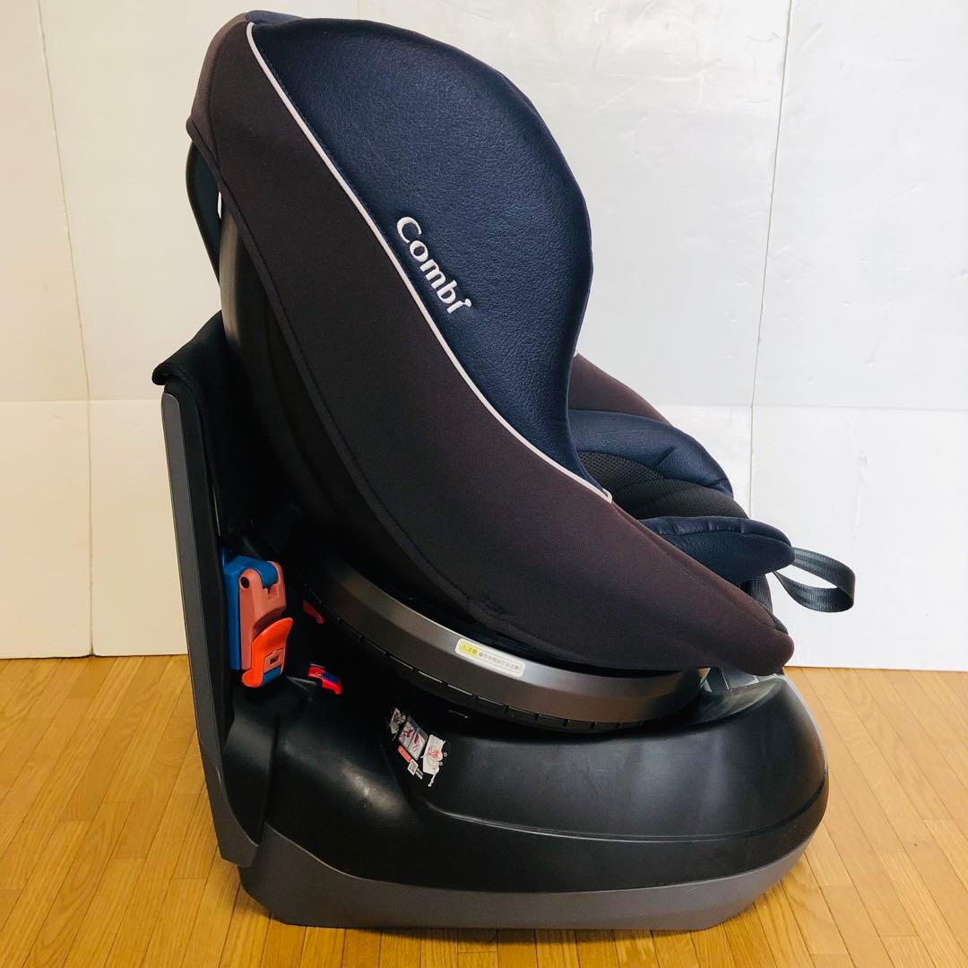 美品 コンビ　チャイルドシート　ネセルターンネクスト 360°ターン 新生児〜