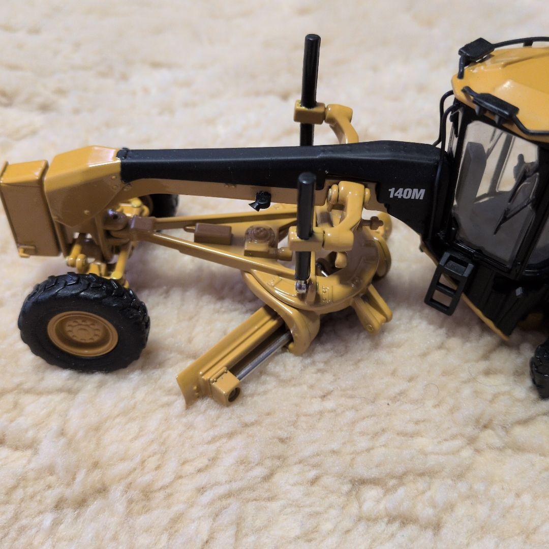 【値下げ】CAT 140M ミニカー 1/50