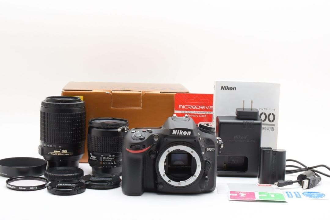 超美品　1706ショット ニコン D7200 ダブルレンズ /SD64/フィルム