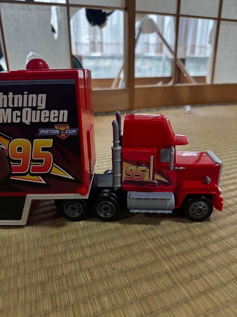 R*N様 たくさんのせよう！大きなマック