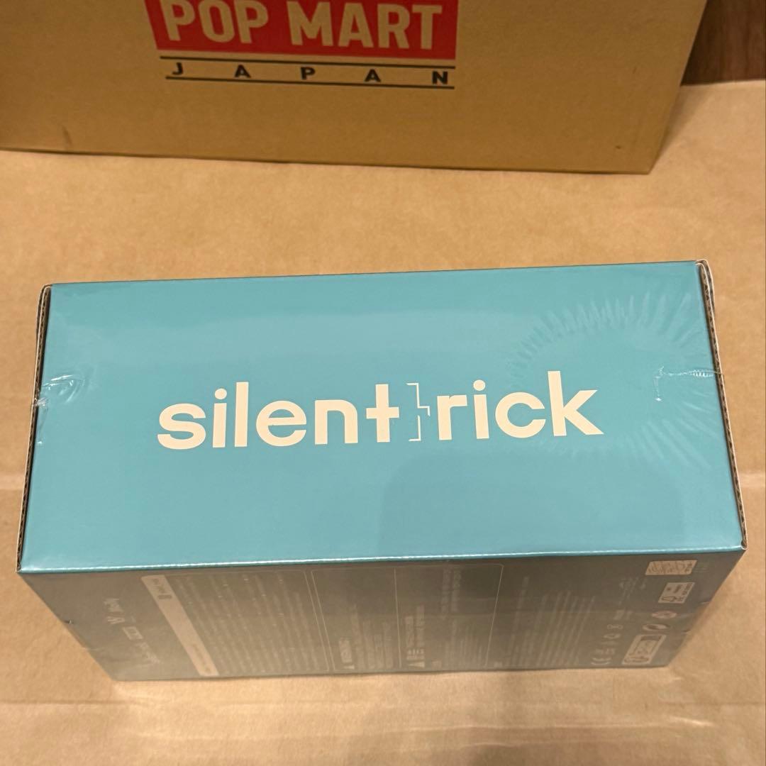 限定996体 POPMART Angry Molly-Eyes Fire