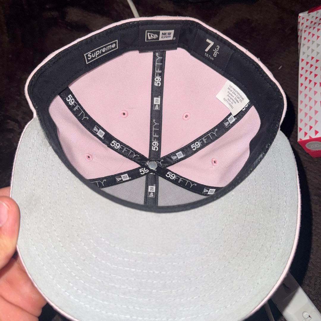 supremeキャップ　ピンク