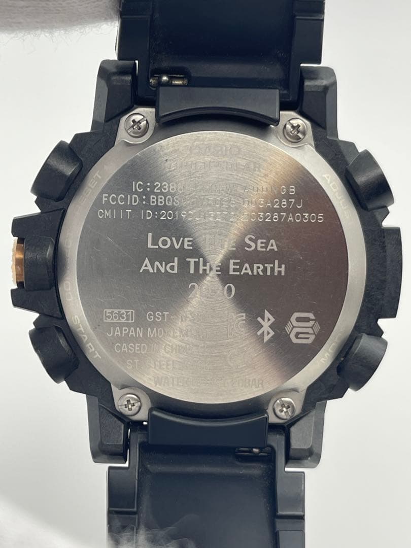 G-SHOCK GST-B300WLP-1AJR パイソン カシオ