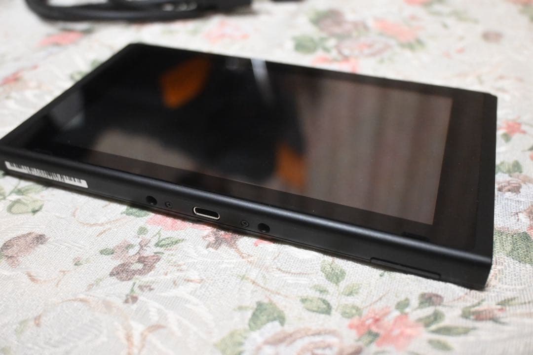 任天堂Switch Joy-Con(L) ネオンブルー/(R) ネオンレッド